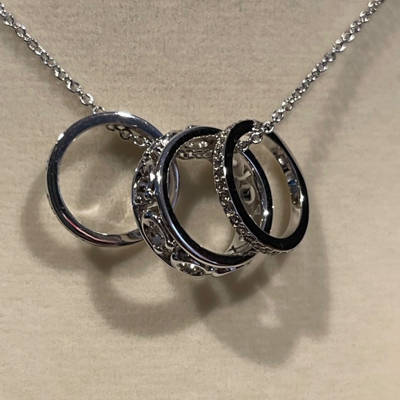 NWT Coach Silver Trio Rondell Necklace, Silver - Picture 3 of 7